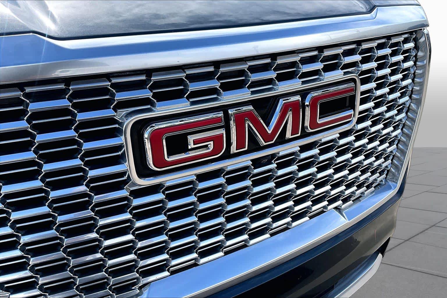 Used 2021 GMC Yukon Denali RWD image 29