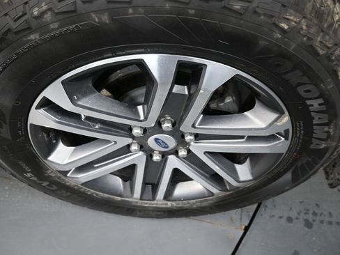 Used 2022 Ford F150 XL w/ STX Appearance Package AWD/4WD image 9