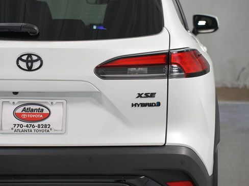 Certified 2024 Toyota Corolla Cross XSE image 10