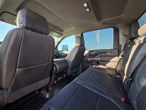 Used 2022 Chevrolet Silverado 2500 LTZ w/ Z71 Off-Road Package image 27