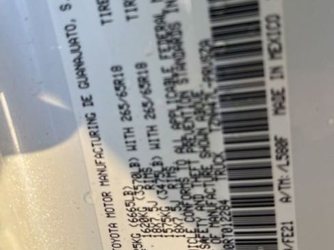 Used 2024 Toyota Tacoma TRD Sport w/ TRD Sport Upgrade Package image 36