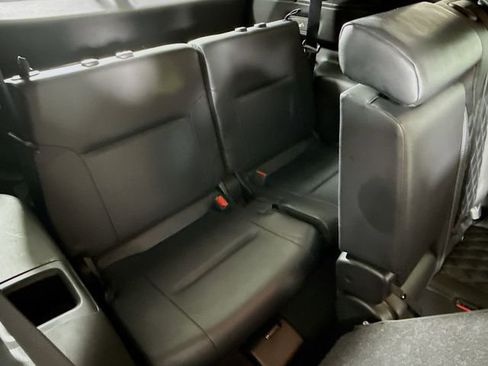 Used 2022 Mitsubishi Outlander SEL image 29