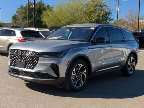 New 2026 Lincoln Nautilus Premier w/ Equipment Group 102A image 7