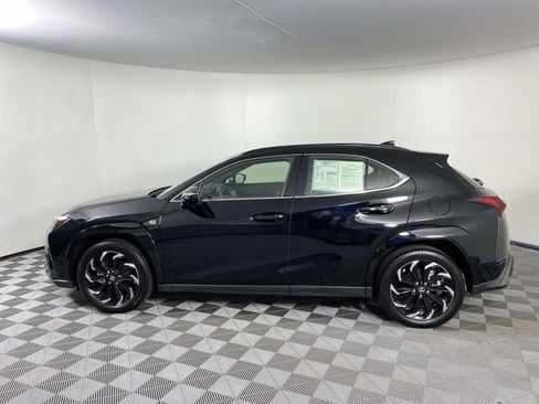 Used 2025 Lexus UX 300h AWD image 5