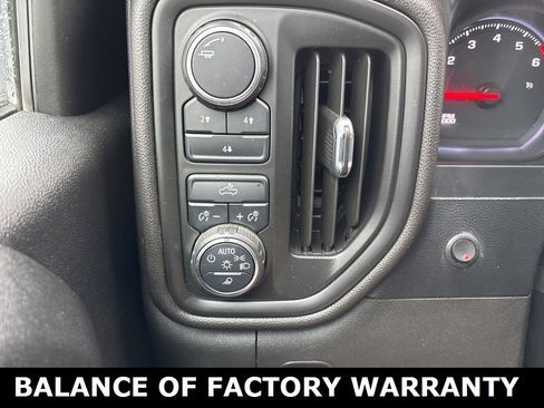 Used 2022 Chevrolet Silverado 2500 Custom w/ Custom Value Package image 15