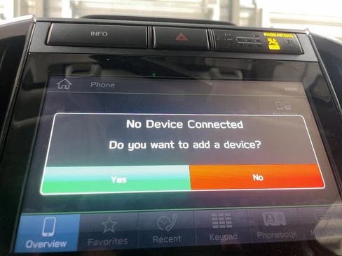 Used 2022 Subaru Ascent Premium w/ Convenience Package image 11