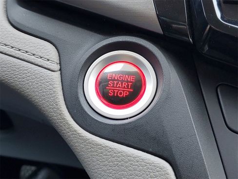 Used 2018 Honda Odyssey EX-L image 34