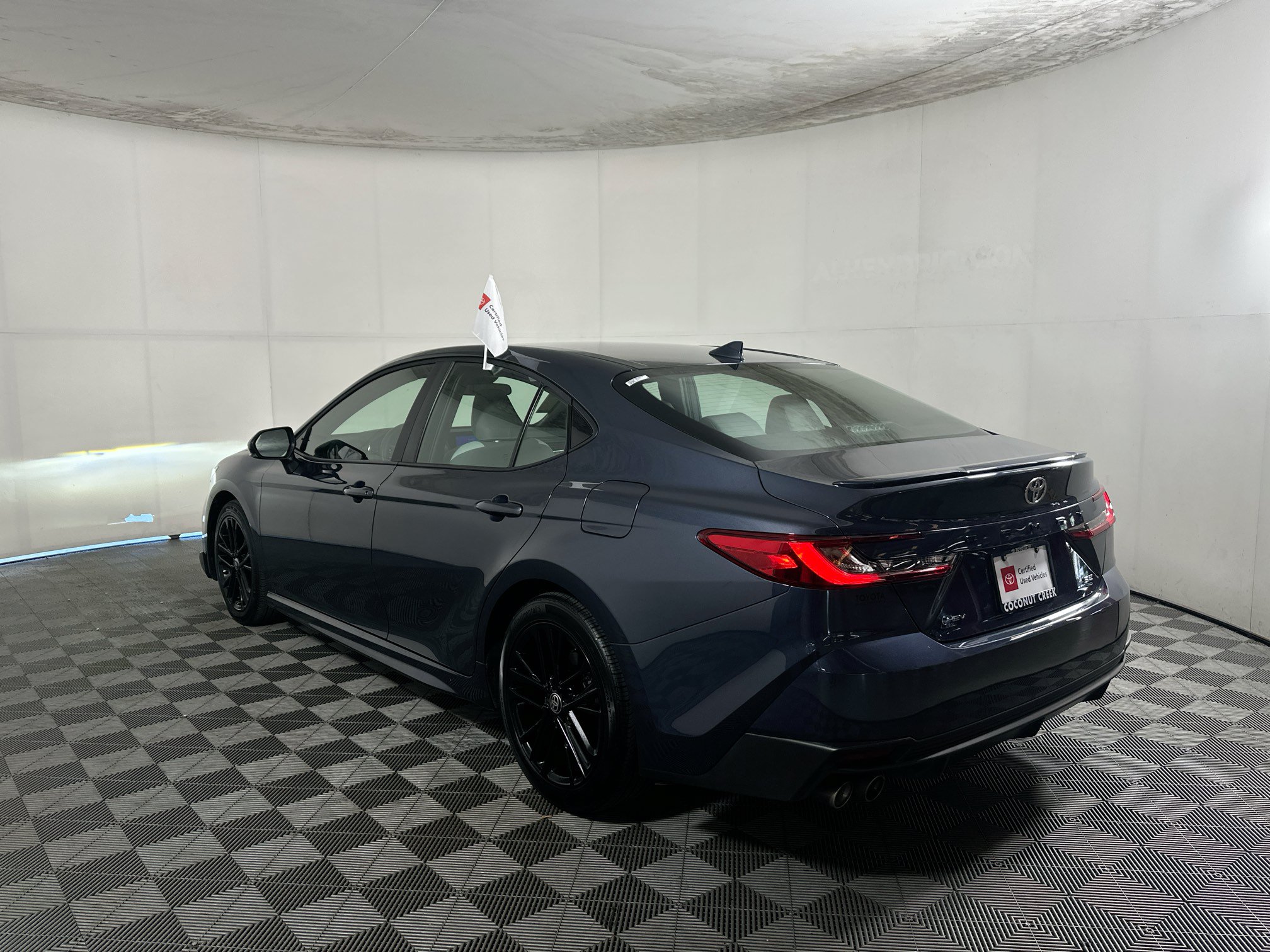 Certified 2026 Toyota Camry SE FWD image 5