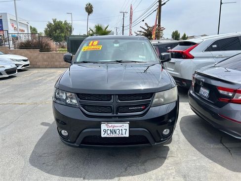 Used 2018 Dodge Journey SXT w/ Connectivity Group FWD image 12