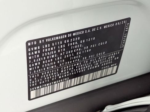 New 2026 Volkswagen Tiguan SE image 39