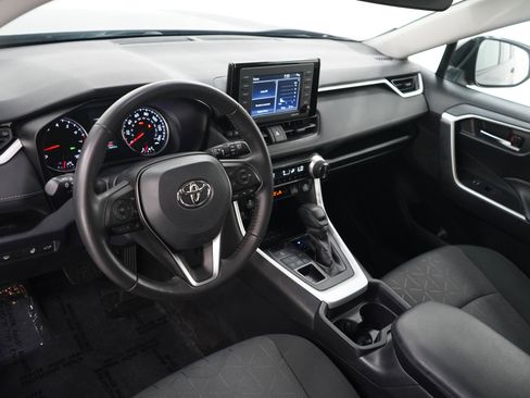 Used 2020 Toyota RAV4 XLE w/ Convenience Package image 21