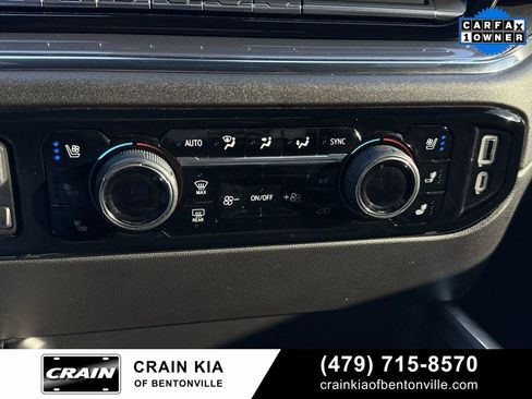 Used 2024 Chevrolet Silverado 3500 High Country w/ Technology Package image 17