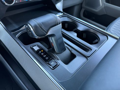 Used 2022 Ford F150 Limited image 20