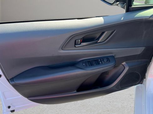 Certified 2024 Toyota Prius LE FWD image 9
