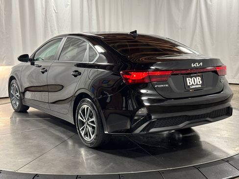Used 2024 Kia Forte LXS FWD image 9