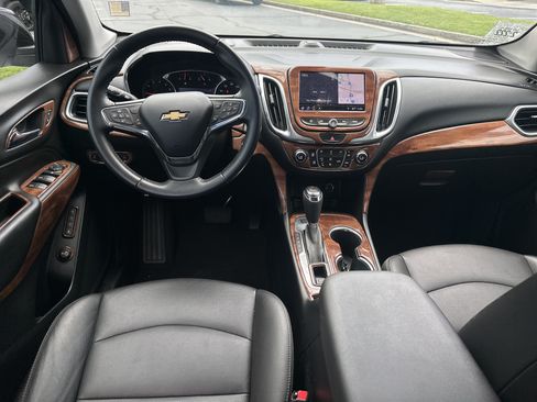 Certified 2020 Chevrolet Equinox LT w/ Sport Edition FWD image 21
