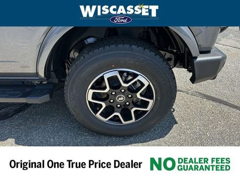 New 2024 Ford Bronco Outer Banks image 25