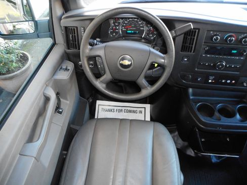 Used 2017 Chevrolet Express 2500 LS image 23