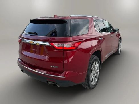 Used 2018 Chevrolet Traverse Premier w/ Driver Confidence II Package FWD image 6