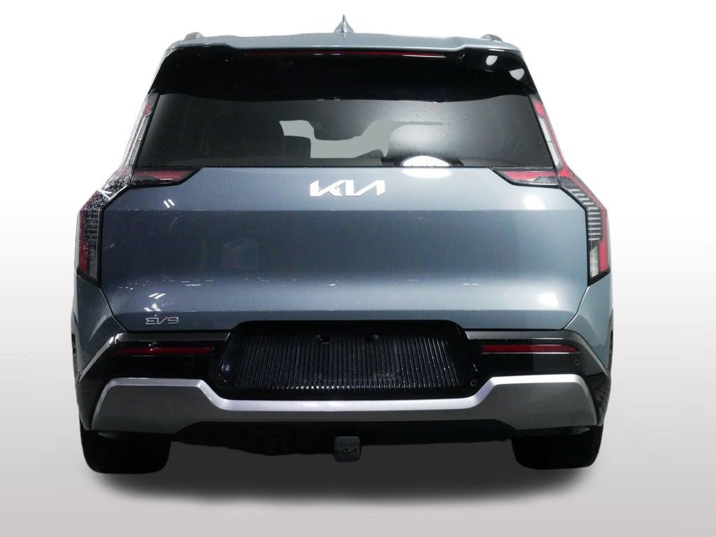 Used 2024 Kia EV9 Land AWD/4WD image 10