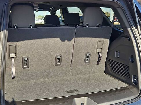 Used 2026 Chevrolet Tahoe LS RWD image 23