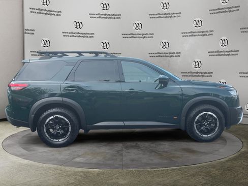 Used 2025 Nissan Pathfinder Rock Creek AWD/4WD image 6