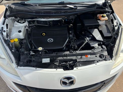 Used 2015 MAZDA MAZDA5 Sport image 22