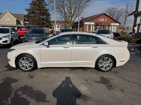 Used 2015 Lincoln MKZ w/ Equipment Group 101A Select image 2
