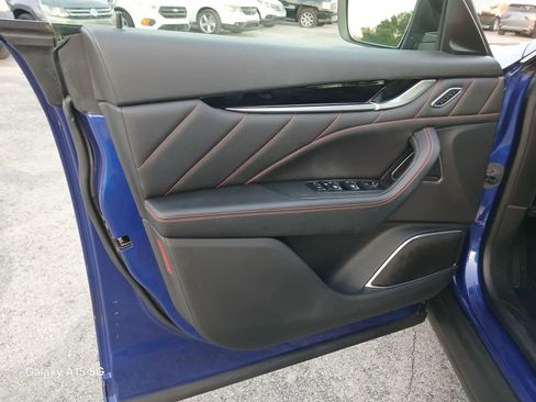 Used 2022 Maserati Levante GT image 11