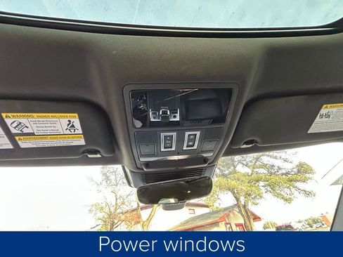 Used 2022 Jaguar F-PACE S image 34