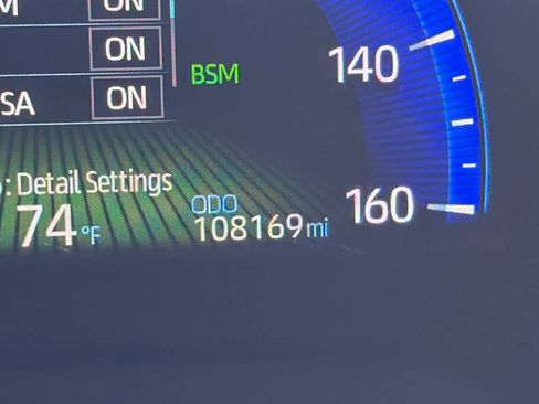 Used 2021 Toyota Corolla LE FWD image 24