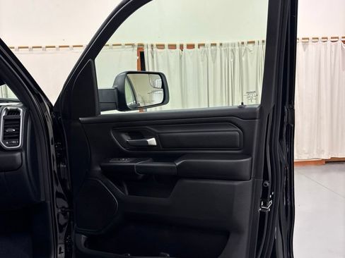 New 2026 RAM 1500 Express AWD/4WD image 27
