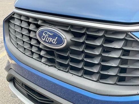 Certified 2023 Ford Escape Active AWD/4WD image 24