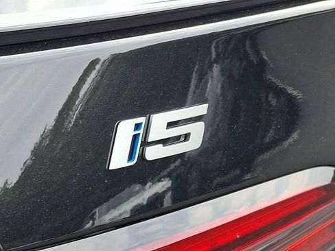 New 2027 BMW i5 xDrive40 w/ M Sport Package AWD/4WD image 21