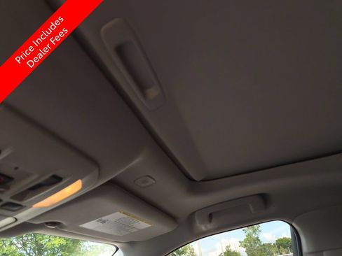Used 2026 Toyota Highlander XLE AWD/4WD image 4