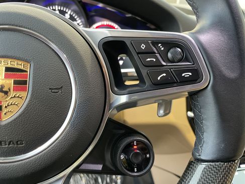 Used 2022 Porsche Cayenne E-Hybrid image 19