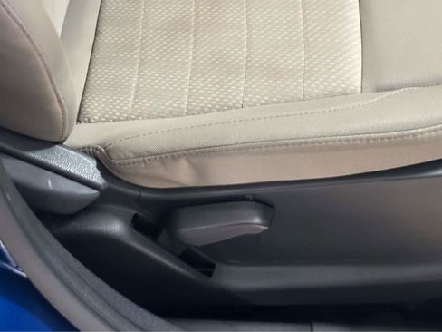 Used 2021 Ford EcoSport S image 37