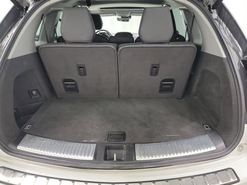 Used 2017 Acura MDX SH-AWD w/ Technology Package image 16