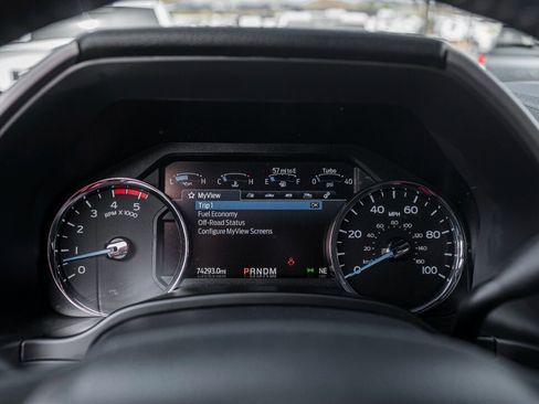 Used 2022 Ford F250 Lariat w/ Black Appearance Package image 28