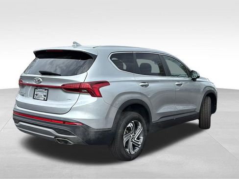 Used 2023 Hyundai Santa Fe SE image 7