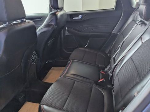 Used 2023 Ford Escape ST-Line image 15