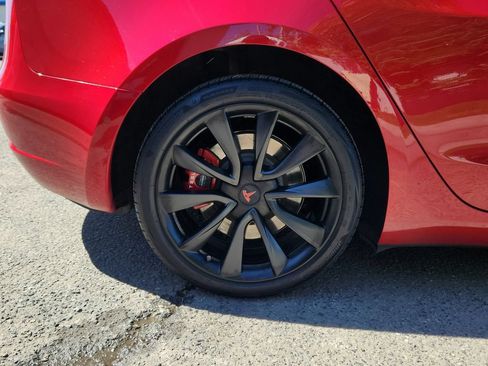 Used 2018 Tesla Model 3 Long Range AWD/4WD image 9