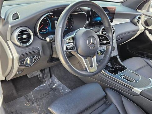 Certified 2022 Mercedes-Benz GLC 300 image 10