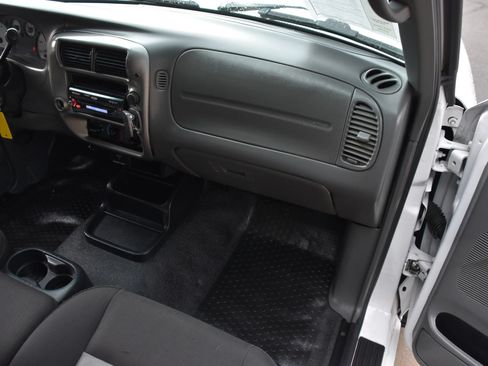 Used 2004 Ford Ranger XL RWD image 24
