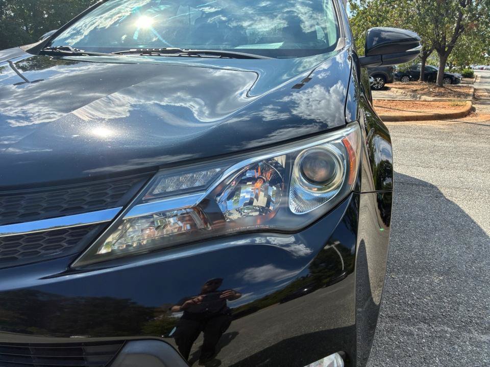 Used 2013 Toyota RAV4 XLE AWD/4WD image 30