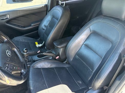 Used 2016 Kia Forte SX w/ SX Premium Technology Package FWD image 10