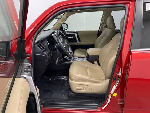 Used 2016 Toyota 4Runner Limited image 19