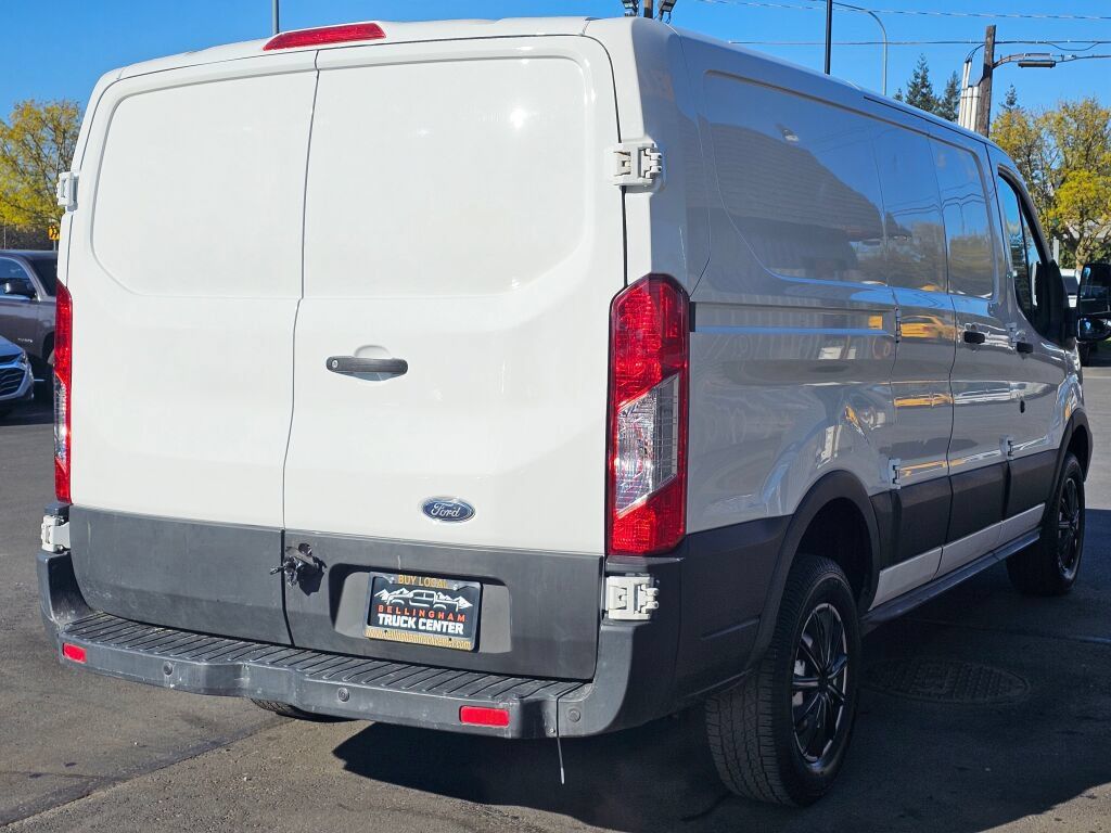 Used 2018 Ford Transit 250 130 Low Roof RWD image 5