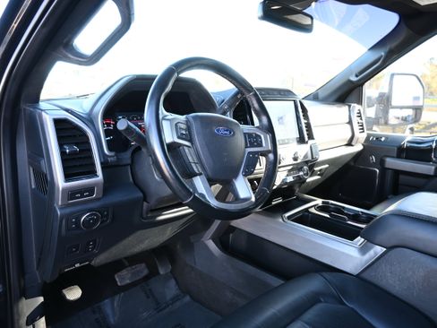 Used 2022 Ford F250 Platinum w/ Tremor Off-Road Package image 14