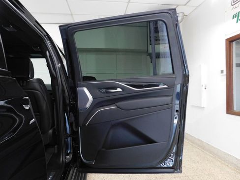 Used 2024 Cadillac Escalade ESV V w/ LPO, Floor Liner Package AWD/4WD image 92